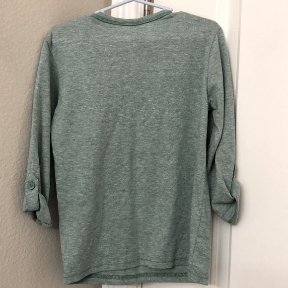 H&M Organic Basic Tee - 4-6Y (NWT) - Picture 3 of 4